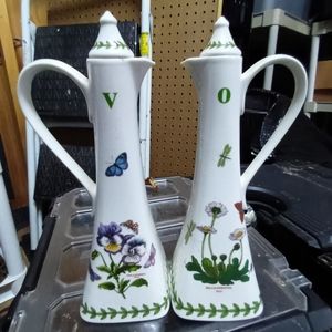 Glass vinger and oil dispenser